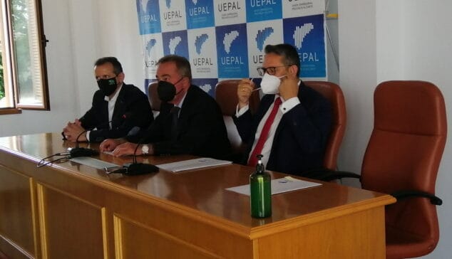 reunion de uepal en el vivero de empresas de denia