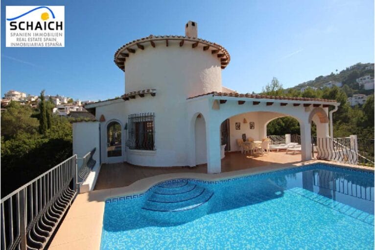 Casa con piscina de Stella Inmobiliaria