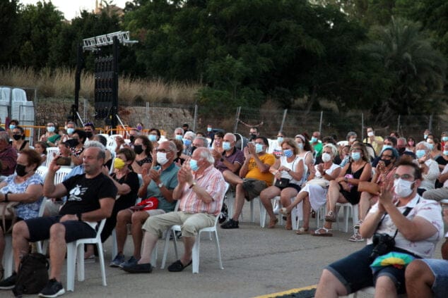 La danza tradicional vuelve al escenario dianense en el Aplec de Danses 32 dianium dansa organiza el aplec de danses 2021 11