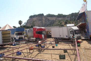 Instalación de la feria de atracciones
