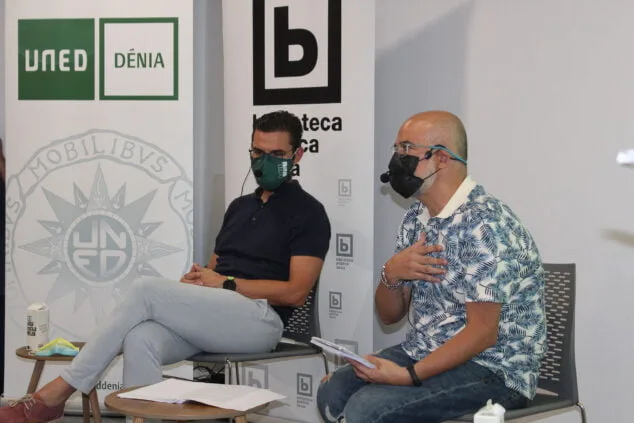 Imagen: Javier Scotto durante la presentación del Plan de la diversidad sexual