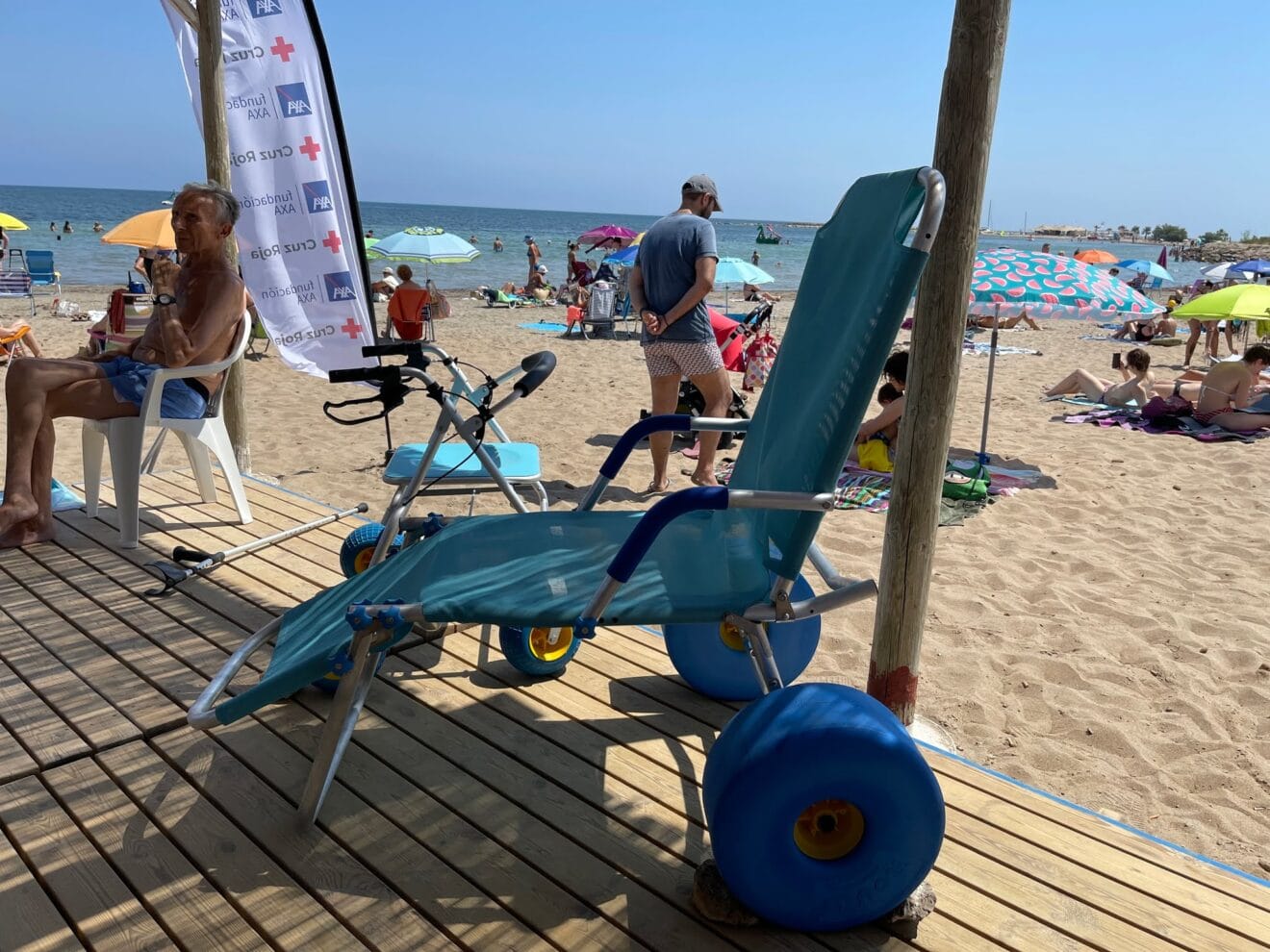 Material de la playa accesible Punta del Raset de Dénia