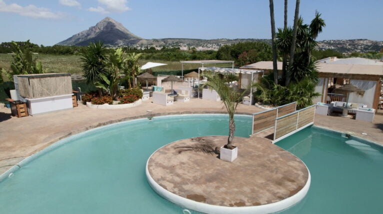 Mejor piscina en Javea - Isla Bonita