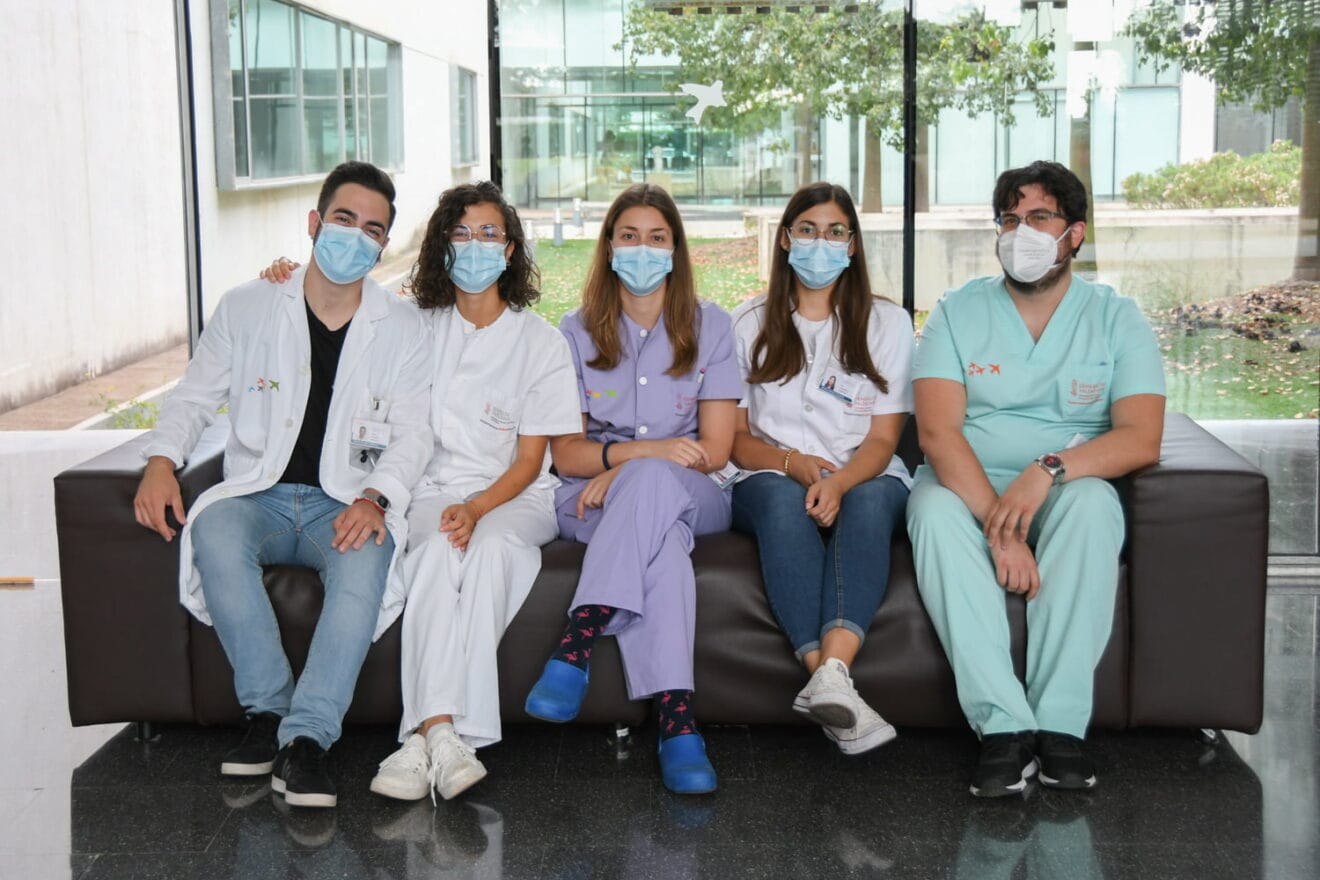 Residentes de Pediatría en el Hospital de Dénia