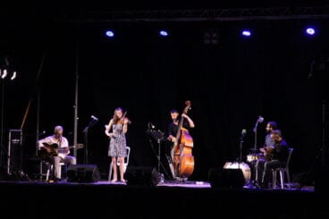 actuacion de mediterranean gypsy jazz reunion en el festival de jazz de denia