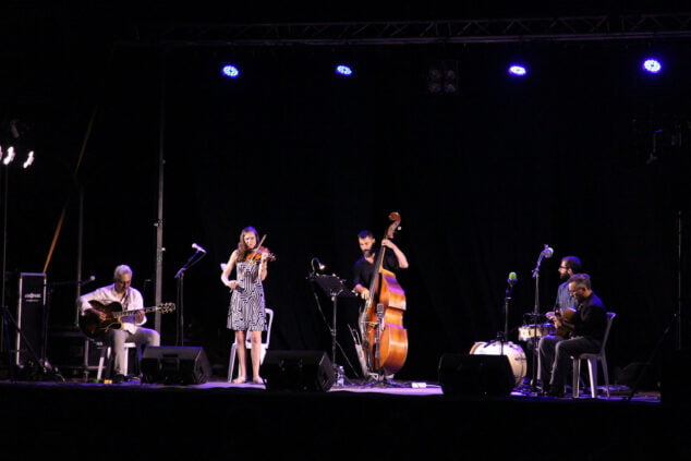 Image: Performance of Mediterranean Gypsy Jazz Reunion at the Dénia Jazz Festival