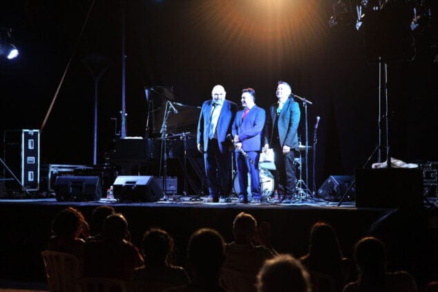 Guillaume Nouax deslumbra en Torrecremada con su swing y jazz de Nueva Orleans 19 concierto de guillaume nouax en denia 01