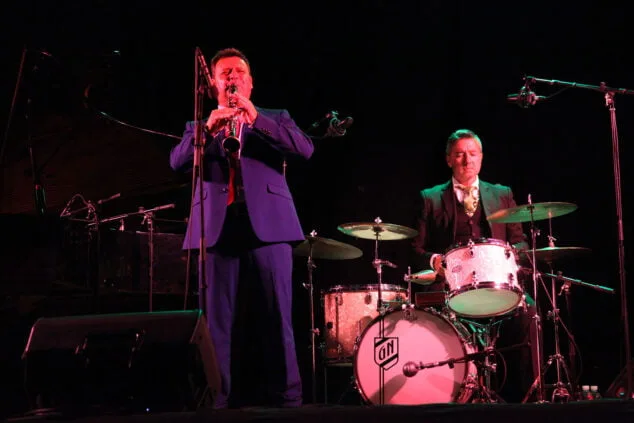 Guillaume Nouax deslumbra en Torrecremada con su swing y jazz de Nueva Orleans 3 concierto de guillaume nouax en denia 18