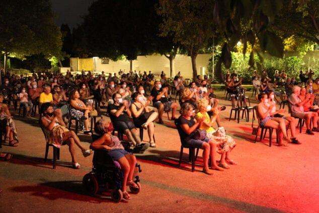 Imagen: El público despide el Festival Música al Castell