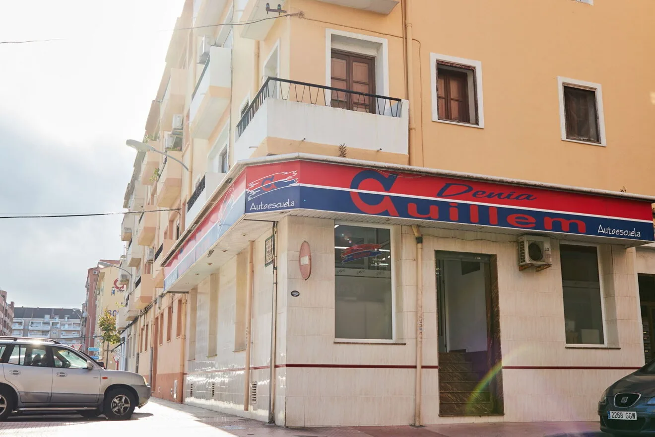 Precio carnet de conducir Denia - Autoescuela Guillem