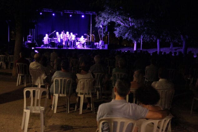 La maravillosa voz de Rebecca Kilgore triunfó junto a The Internacional Classic Jazz All Stars en el Festival de Jazz 7 the international classic jazz all stars 05
