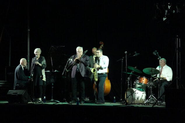 La maravillosa voz de Rebecca Kilgore triunfó junto a The Internacional Classic Jazz All Stars en el Festival de Jazz 8 the international classic jazz all stars 06