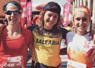 Aida Pérez junto a sus compañeras de podio en Saldes, Barcelona