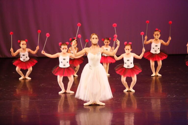 Bailar en Denia - Estudio de Danza Patricia Sentí