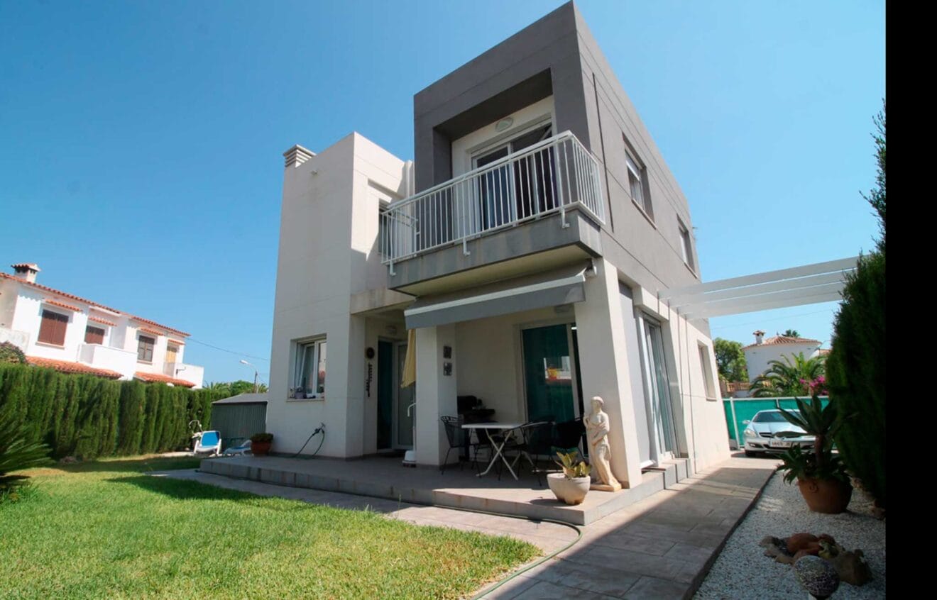 Casas en Denia - Inmoden Inmobiliaria