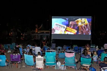 cine vora mar en denia