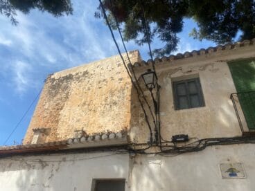 Compromís pide eliminar el cableado antiguo