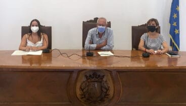 de izquiera a derecha melani ivars vicent grimalt y maria josep ripoll