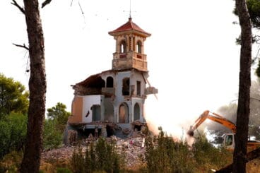 Demolición de la finca señorial de Les Rotes 09