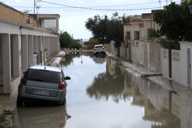 Imagen: Entrador de la playa anegado