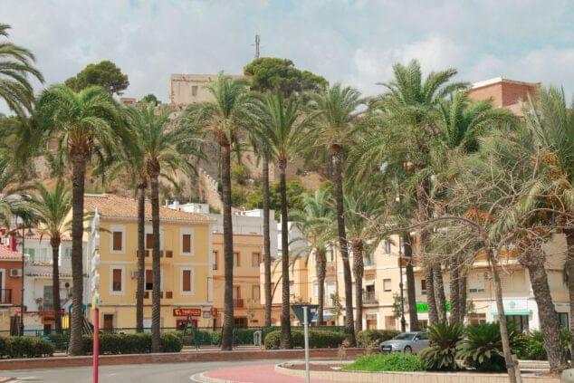 Imagen: Fachada del puerto de Dénia, una de las zonas con el metro cuadrado más caro