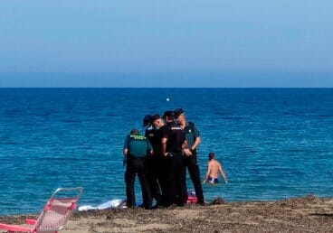 hombre ahogado en una playa de denia