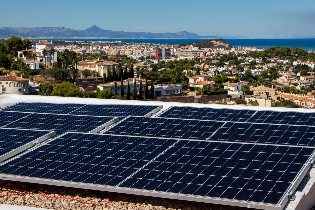 Instalacion de placas solares en Denia – SUN & PROJECTS
