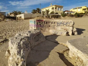 nido de ametralladoras en la playa les deveses de denia