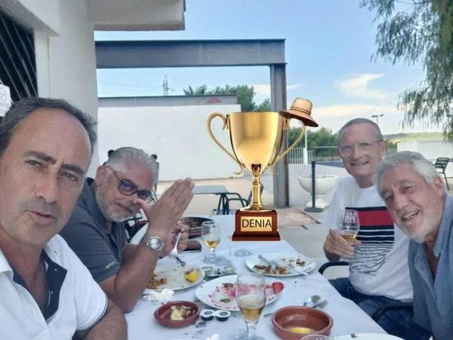 Pleno de victorias para los equipos del Club de Tenis Dénia 4 veteranos del club tenis denia
