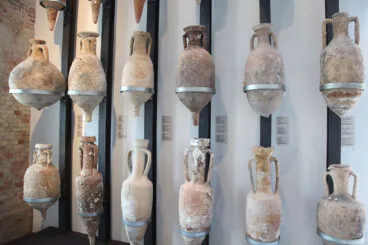 Colección de ánforas de entre los siglos III aC. y I dC.