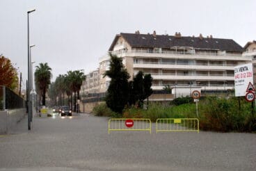 La lluvia anega varias carreteras de Dénia