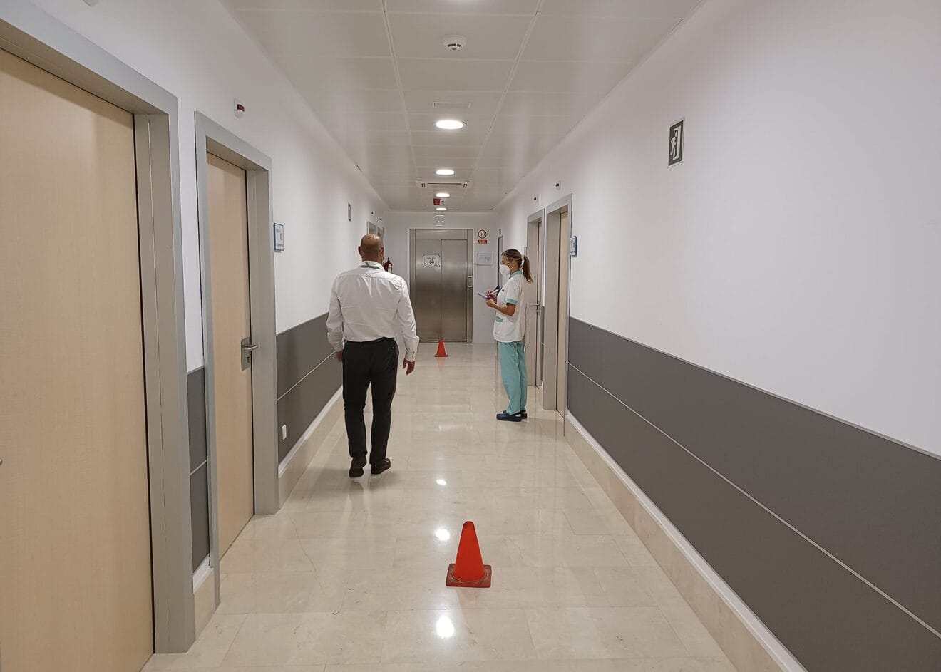 Paciente realizando la nueva prueba en el Hospital San Carlos