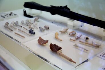 Pipas de espuma de mar y de cerámica a molde