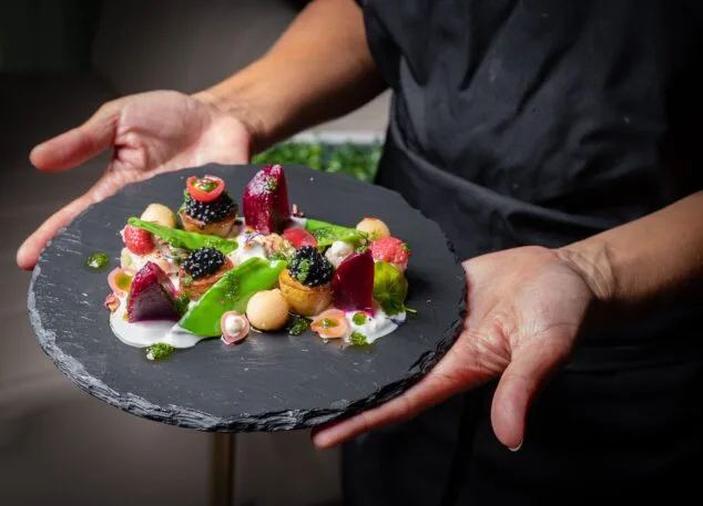 Imatge: Postres amb fruits del bosc a Duana Wine Experience