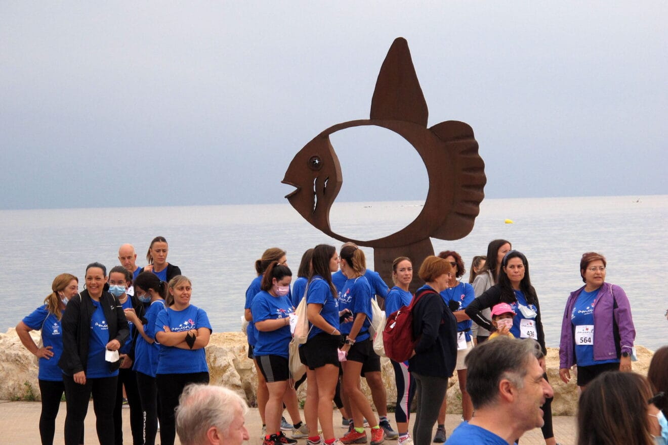 Tercera marcha solidaria de Amunt contra el càncer en Dénia 08