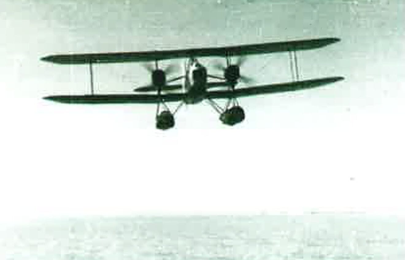 Vuelo bajo de uno de los «zapatones»