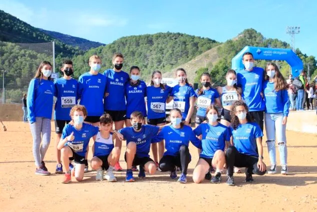 Los atletas del Club Atletisme Baleària Dianium realizan buenos resultados en Petrer, Elda y Alcoy 3 Imagen: Cross de Alcoy