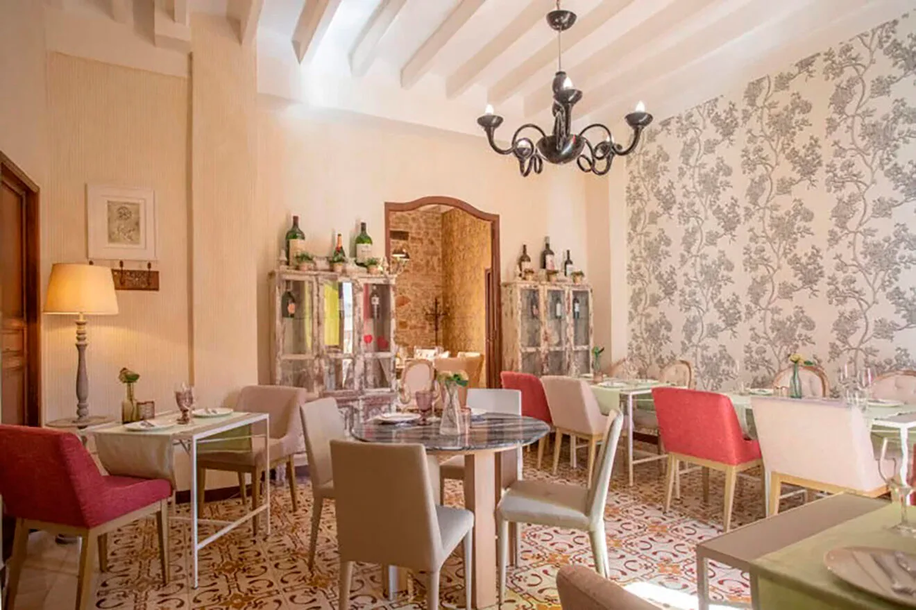 Salón en L'Escoleta
