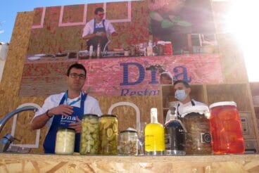 Actos del D*na Restaurant de la mañana del domingo 30