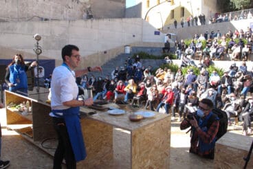 Actos del D*na Restaurant de la mañana del domingo 42