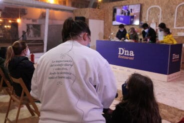 Actos del D*na Restaurant de la tarde del domingo 04