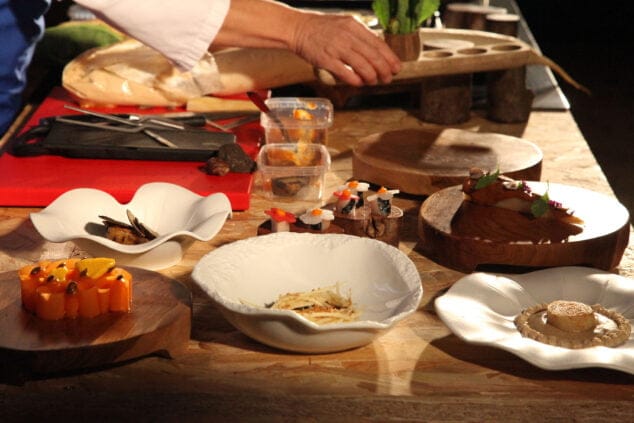 actos del dna restaurant de la tarde del domingo 22