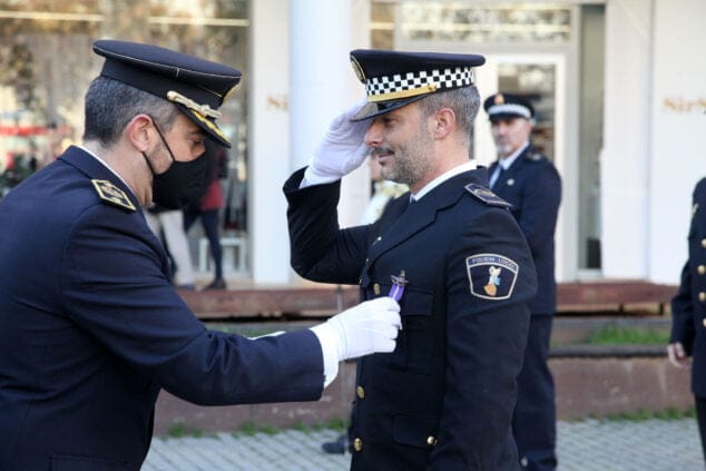 condecoraciones del dia de la policia local de denia 10