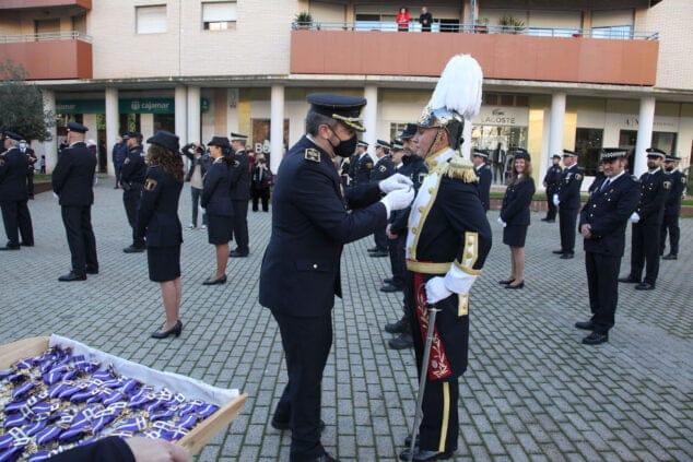 condecoraciones del dia de la policia local de denia 13
