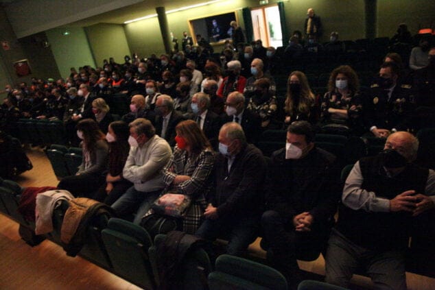 condecoraciones del dia de la policia local de denia 35