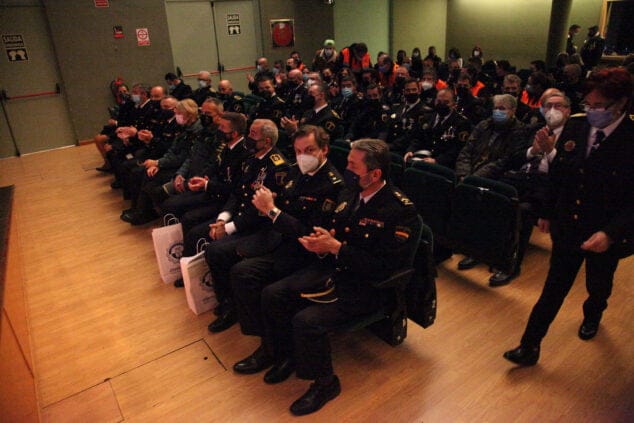 condecoraciones del dia de la policia local de denia 38