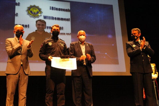 condecoraciones del dia de la policia local de denia 53