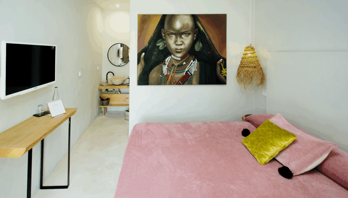 Decoración boho en estas suites de Dénia