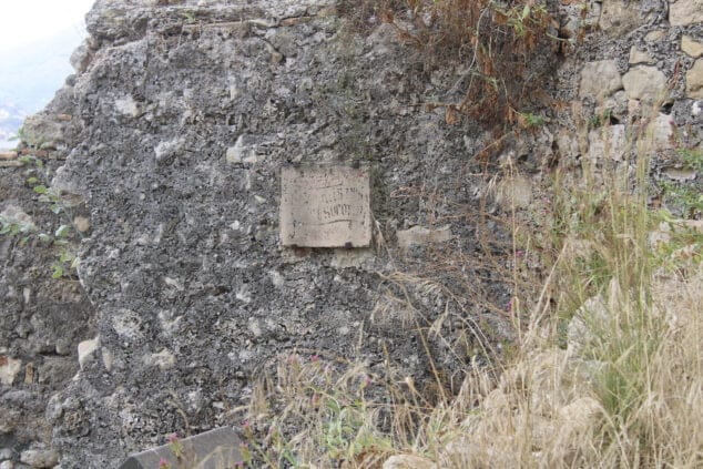 detalle de la torre a restaurar