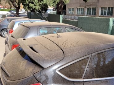 El polvo se posa sobre Dénia